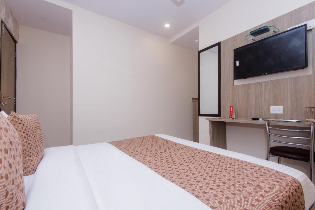 Oyo 14056 Golden Arch Hotel Mumbai Exterior photo